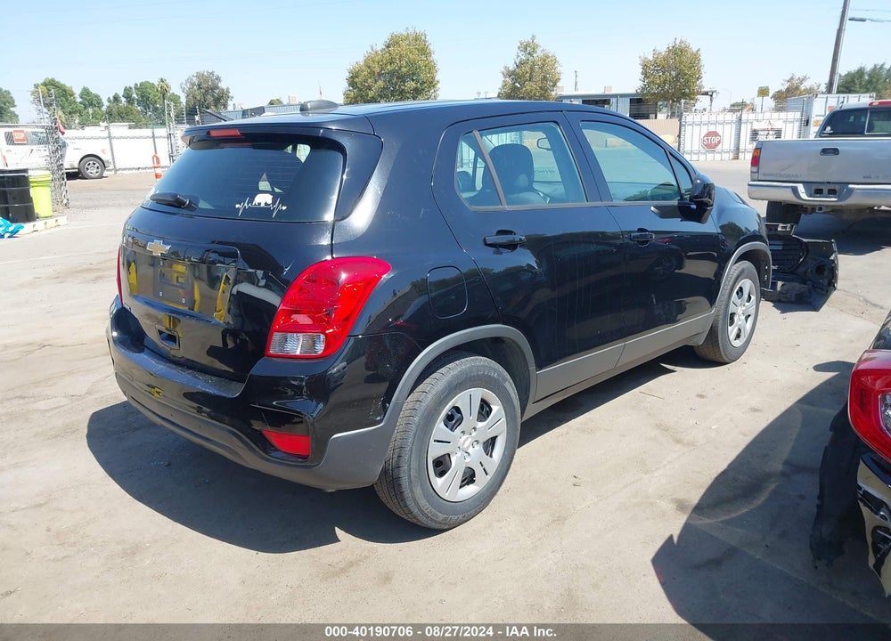 2017 CHEVROLET TRAX LS VIN: 3GNCJKSBXHL168495