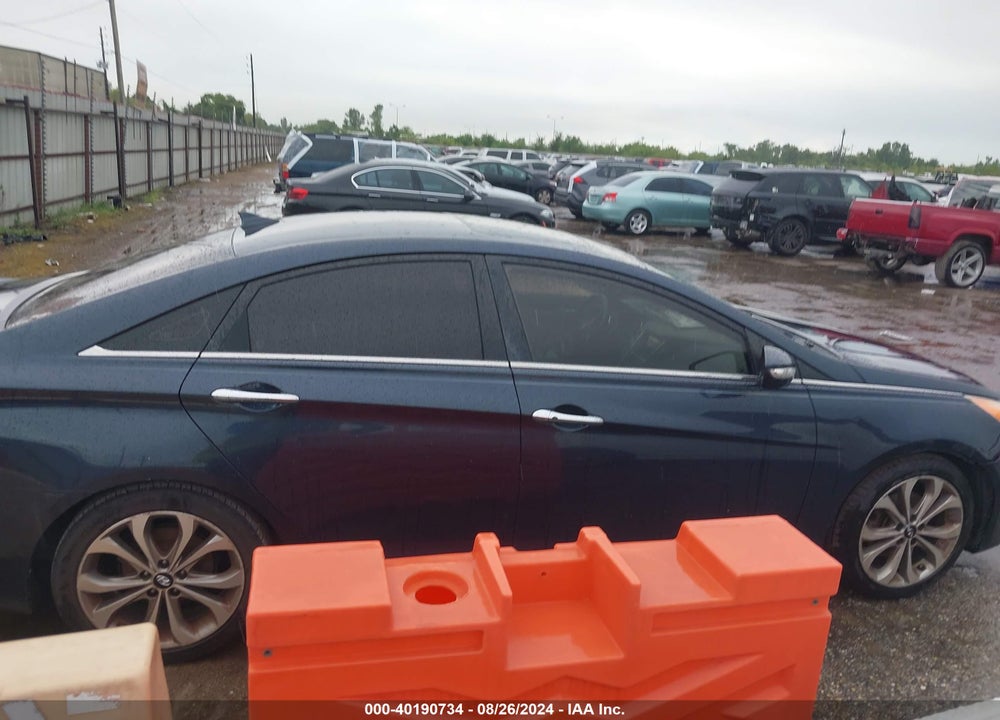 2014 HYUNDAI SONATA SE VIN: 5NPEC4AC9EH909748