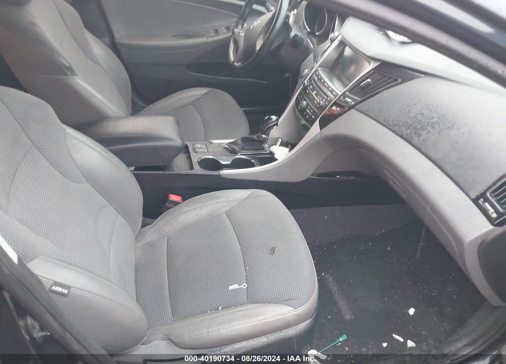 2014 HYUNDAI SONATA SE VIN: 5NPEC4AC9EH909748