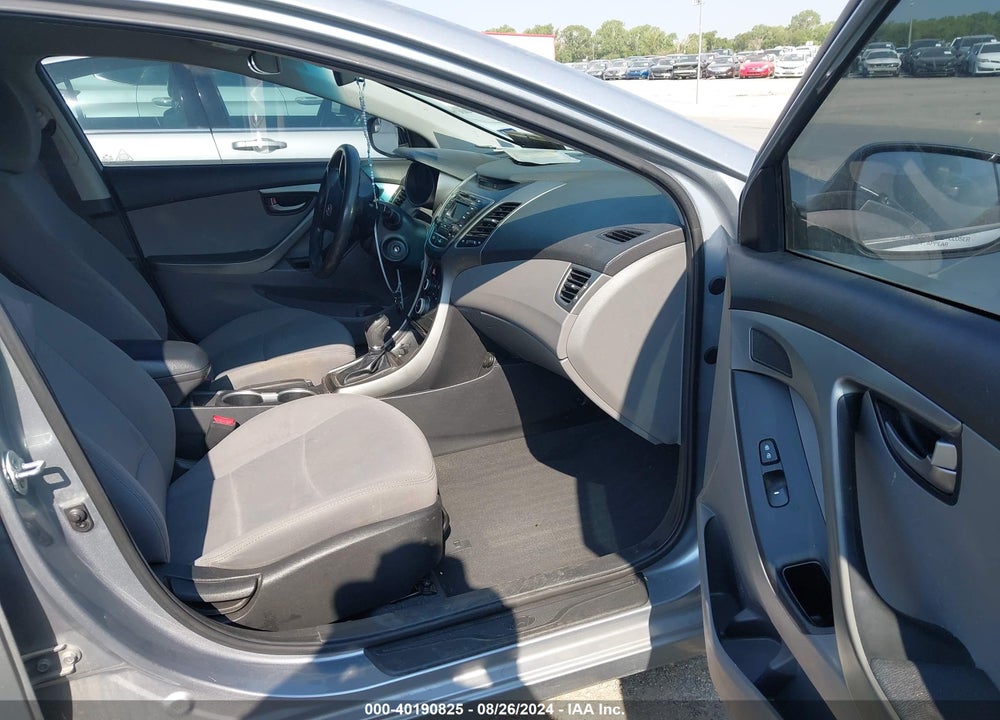 2015 HYUNDAI ELANTRA SE VIN: 5NPDH4AE0FH580633