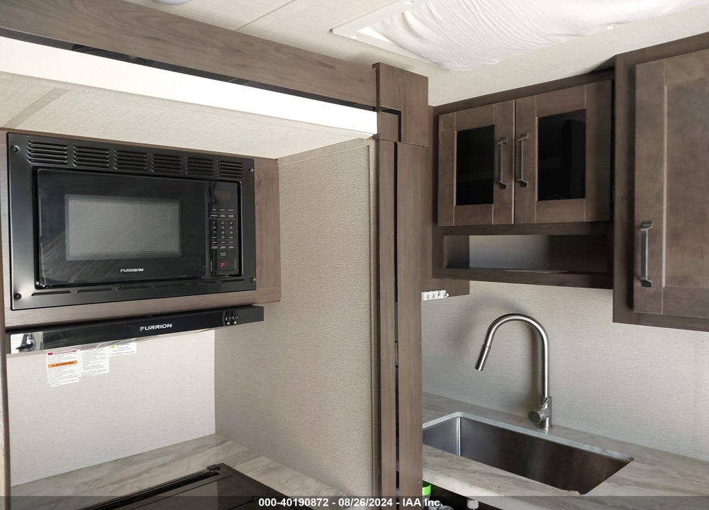 2022 GRAND DESIGN TRANSCEND 261BH VIN: 573TT3127N8822110