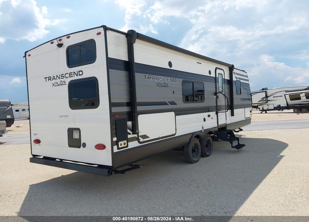 2022 GRAND DESIGN TRANSCEND 261BH VIN: 573TT3127N8822110