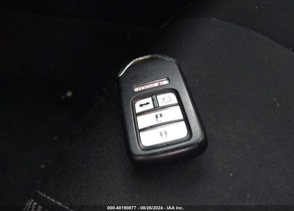 2018 HONDA CIVIC EX VIN: 19XFC2F75JE035109
