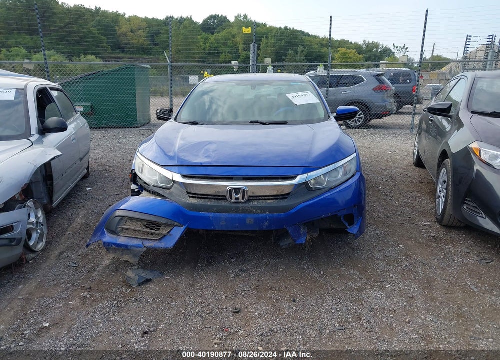 2018 HONDA CIVIC EX VIN: 19XFC2F75JE035109