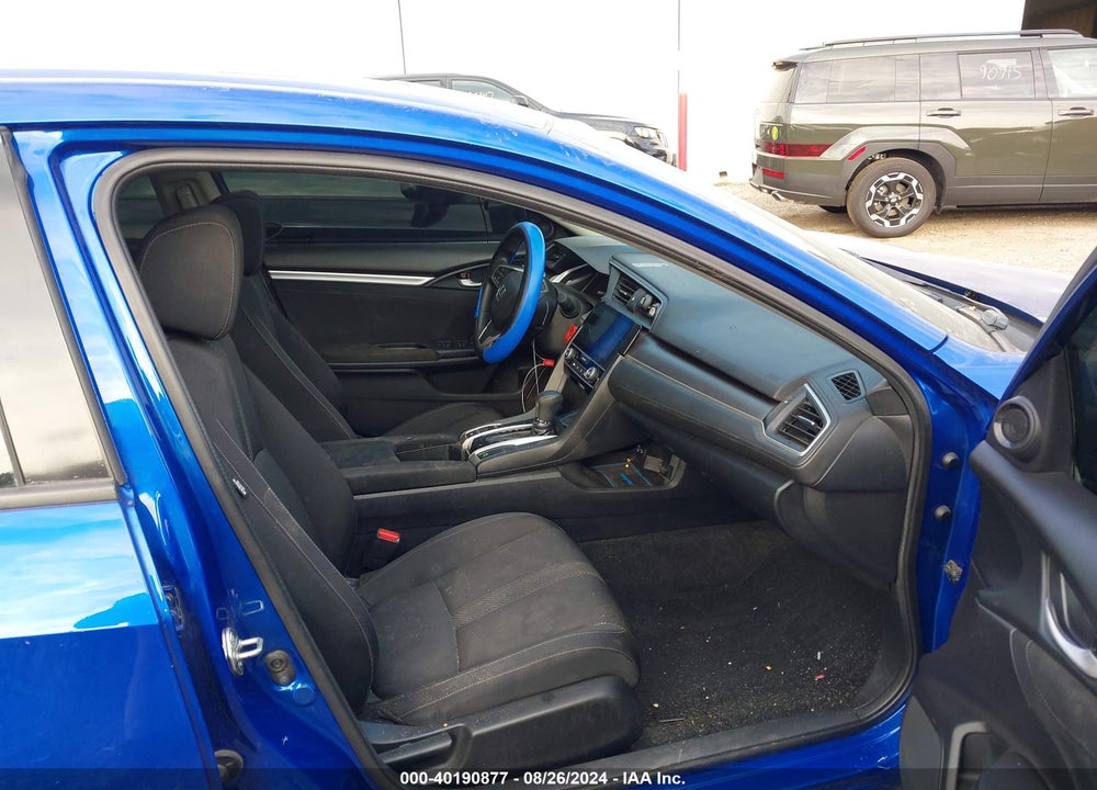 2018 HONDA CIVIC EX VIN: 19XFC2F75JE035109