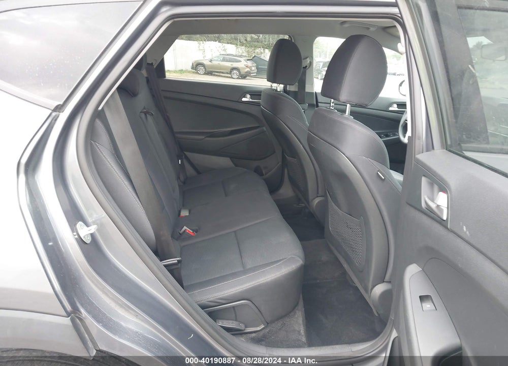 2019 HYUNDAI TUCSON SE VIN: KM8J2CA42KU933374