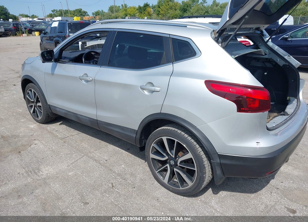 2017 NISSAN ROGUE SPORT SL VIN: JN1BJ1CP3HW026575
