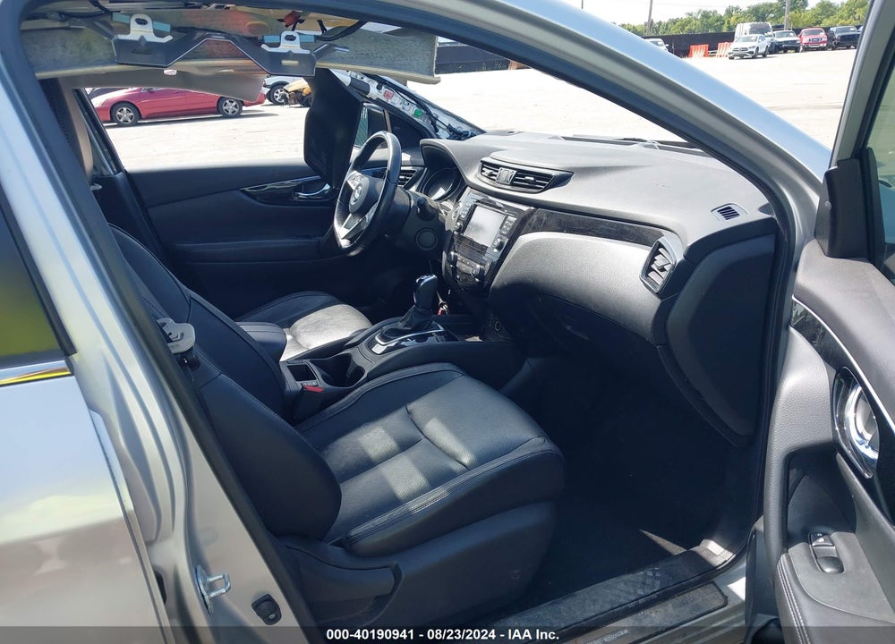 2017 NISSAN ROGUE SPORT SL VIN: JN1BJ1CP3HW026575