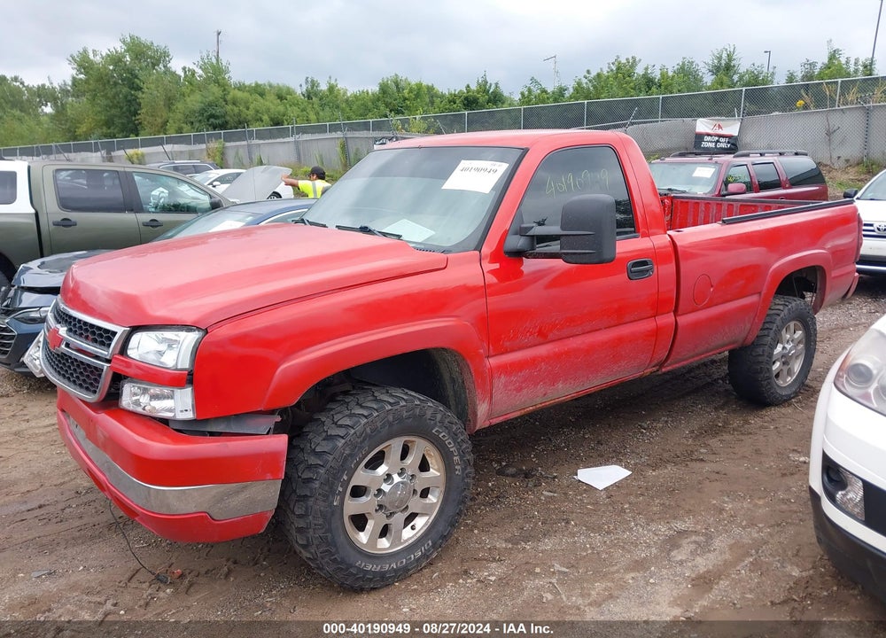 2006 CHEVROLET SILVERADO 2500HD WORK TRUCK VIN: 1GCHK24U06E172840