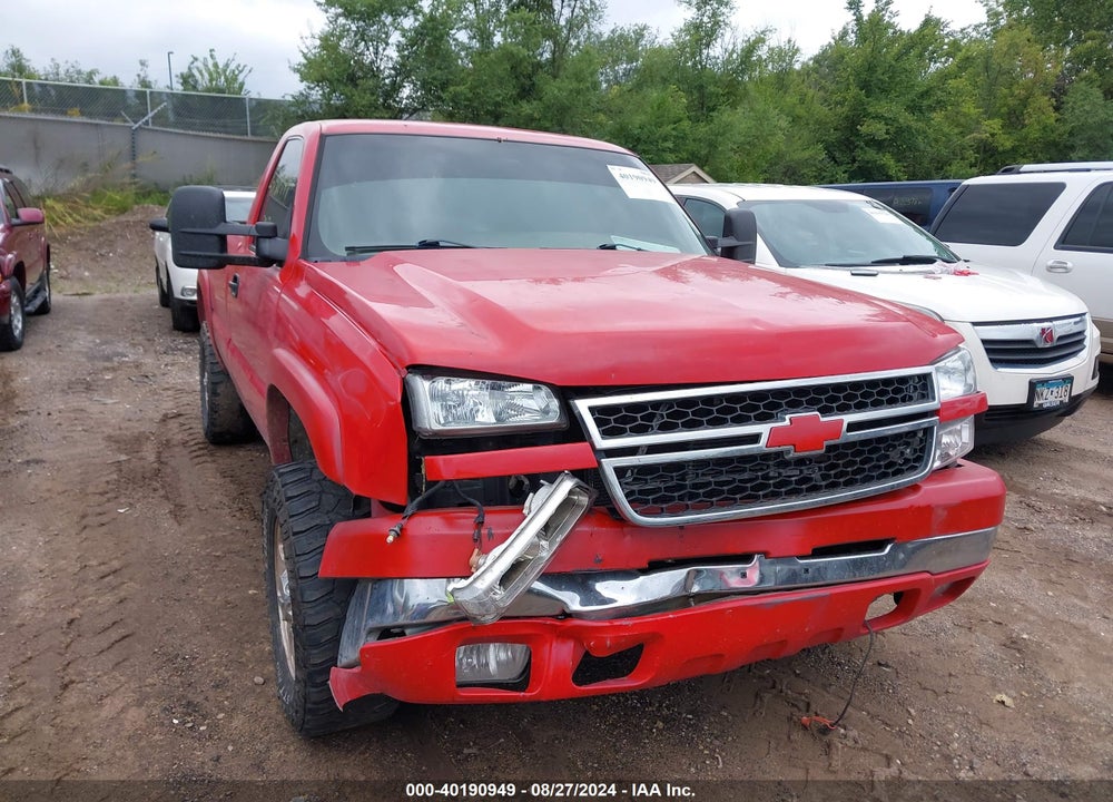 2006 CHEVROLET SILVERADO 2500HD WORK TRUCK VIN: 1GCHK24U06E172840