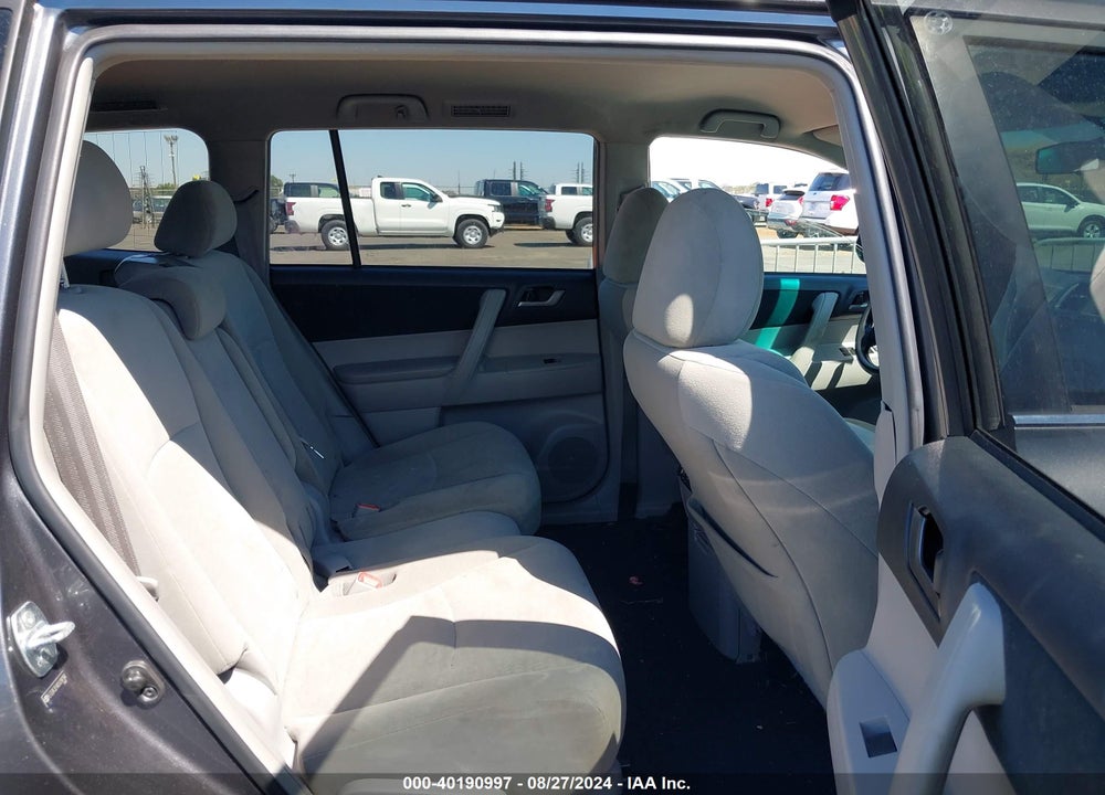 2013 TOYOTA HIGHLANDER BASE PLUS V6 VIN: 5TDZK3EHXDS098166