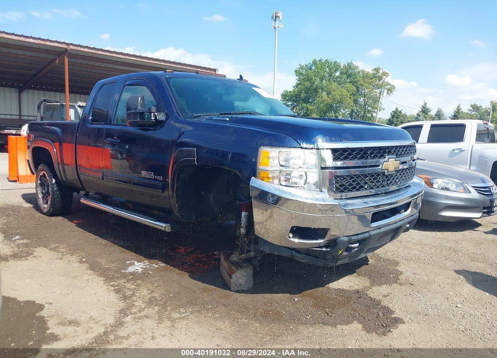 2011 CHEVROLET SILVERADO 2500HD LTZ VIN: 1GC2KYCG5BZ405859