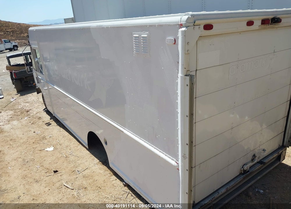 2007 WORKHORSE CUSTOM CHASSIS COMMERCIAL CHASSIS W42 VIN: 5B4KPD2V973420875