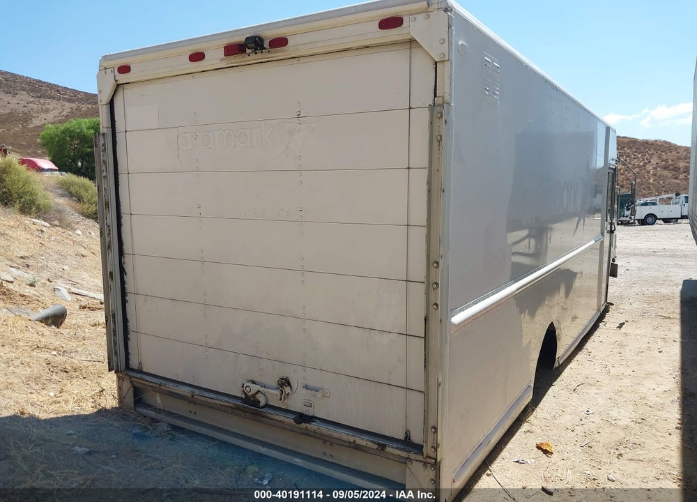 2007 WORKHORSE CUSTOM CHASSIS COMMERCIAL CHASSIS W42 VIN: 5B4KPD2V973420875