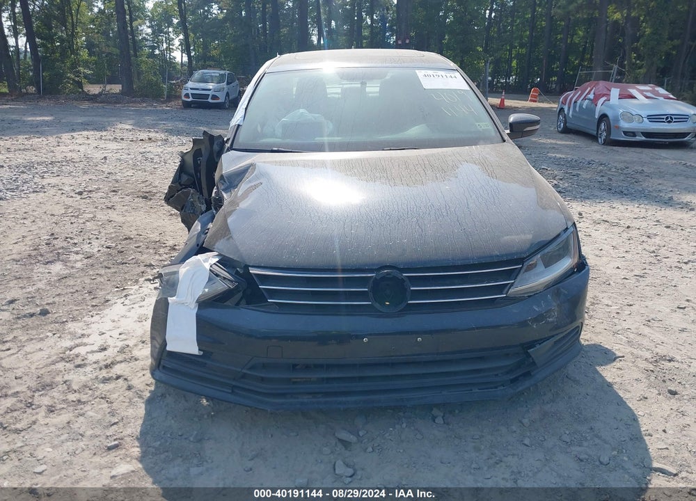 2017 VOLKSWAGEN JETTA 1.4T SE VIN: 3VWDB7AJ7HM386403