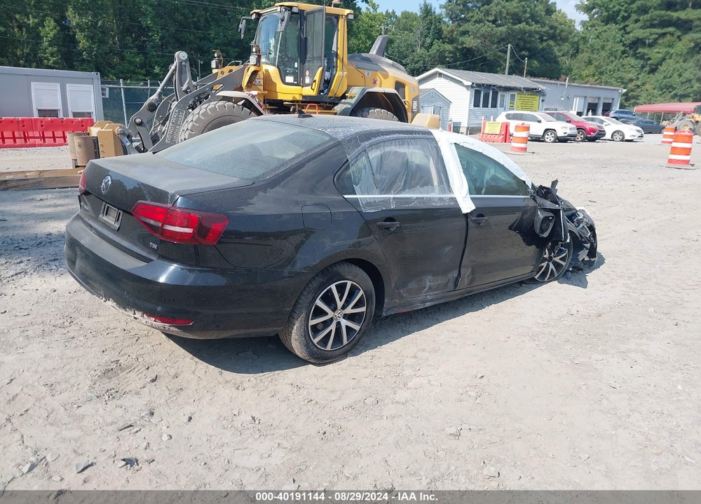 2017 VOLKSWAGEN JETTA 1.4T SE VIN: 3VWDB7AJ7HM386403