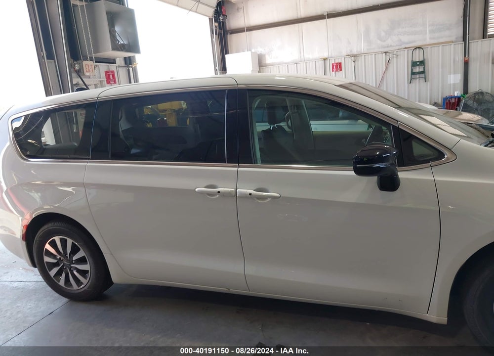 2024 CHRYSLER PACIFICA HYBRID SELECT VIN: 2C4RC1S70RR160798