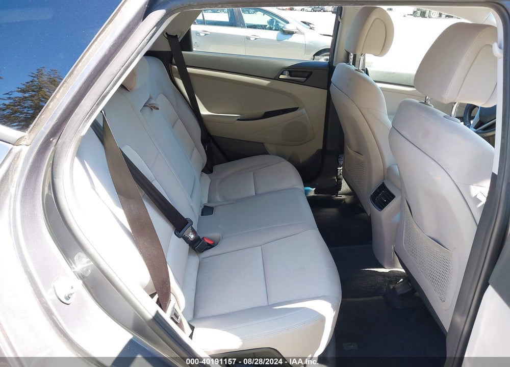 2017 HYUNDAI TUCSON VALUE VIN: KM8J3CA22HU552970