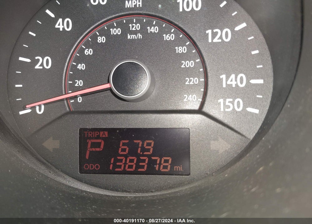 2011 KIA SORENTO LX VIN: 5XYKT3A12BG006906