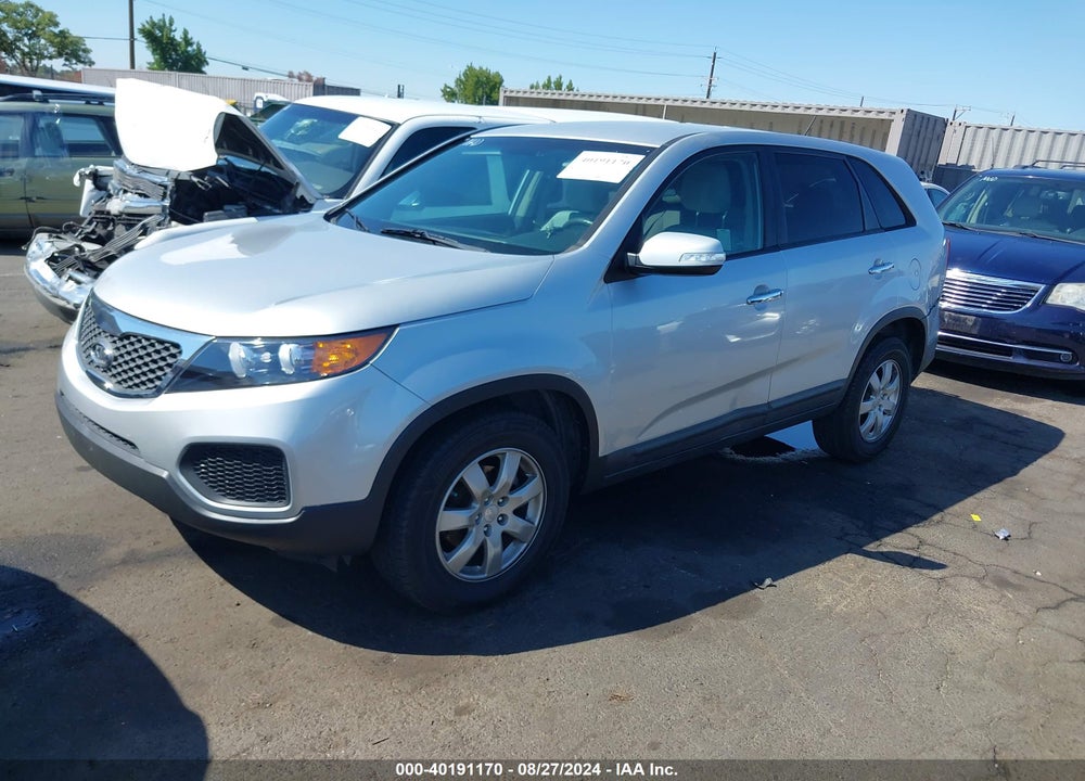 2011 KIA SORENTO LX VIN: 5XYKT3A12BG006906