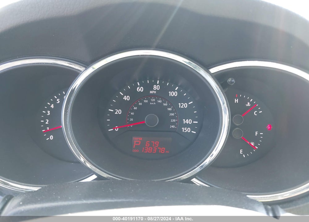 2011 KIA SORENTO LX VIN: 5XYKT3A12BG006906
