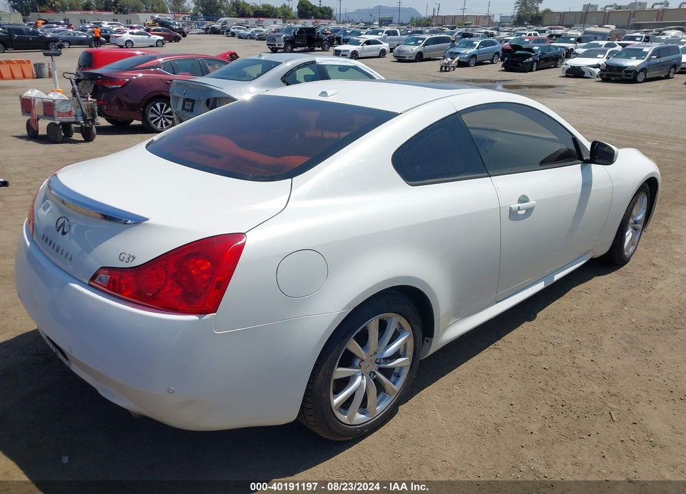 2011 INFINITI G37 JOURNEY VIN: JN1CV6EK3BM214006