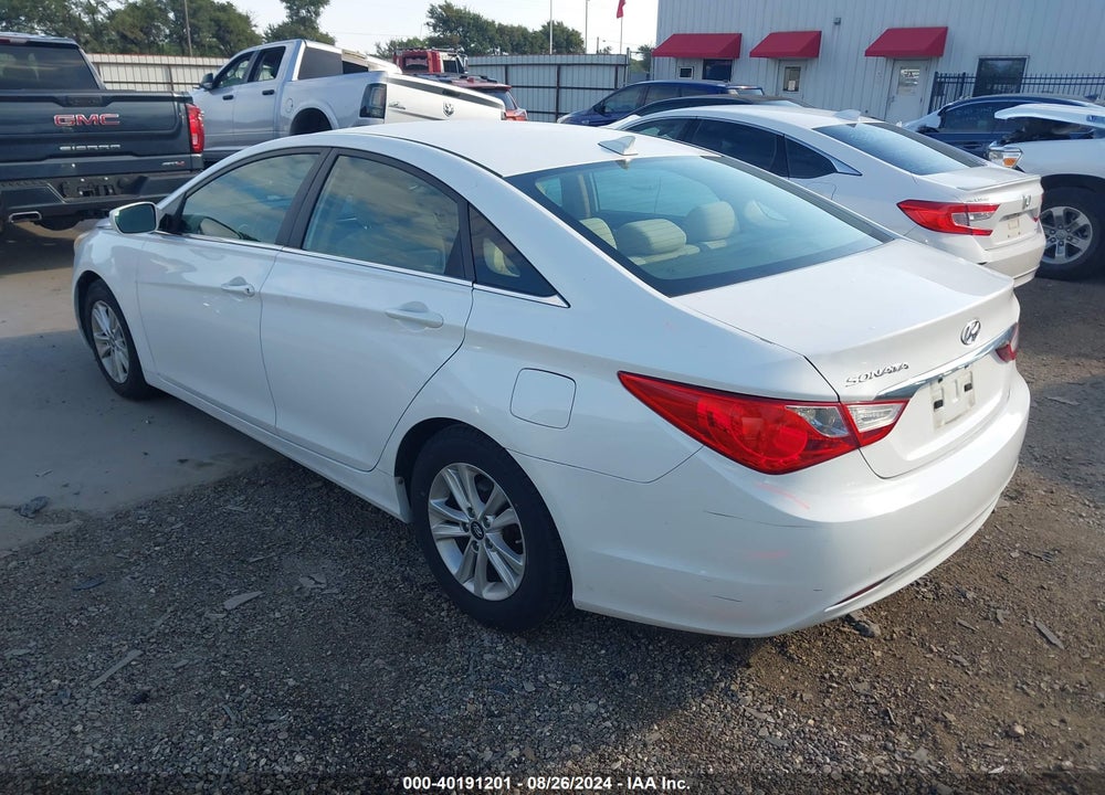 2013 HYUNDAI SONATA GLS VIN: 5NPEB4AC2DH744160