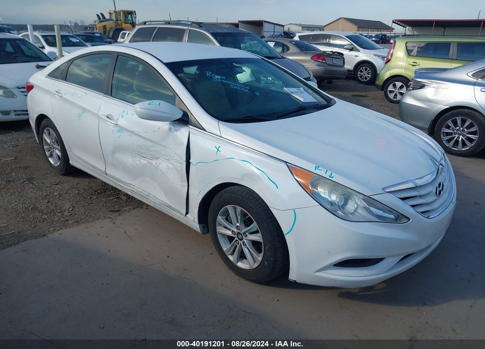 2013 HYUNDAI SONATA GLS VIN: 5NPEB4AC2DH744160