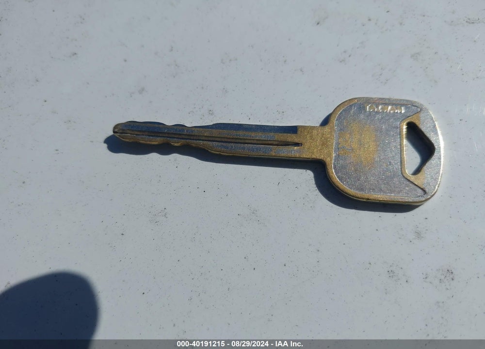 2002 KIA SPECTRA VIN: KNAFB121325184336