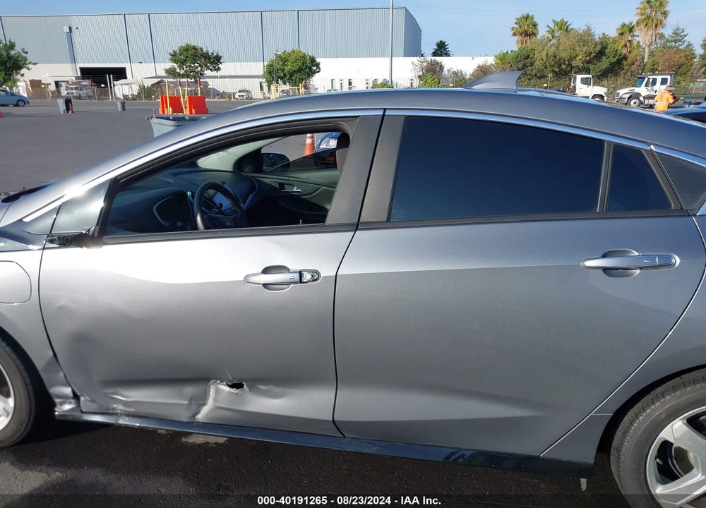 2018 CHEVROLET VOLT LT VIN: 1G1RC6S57JU146196