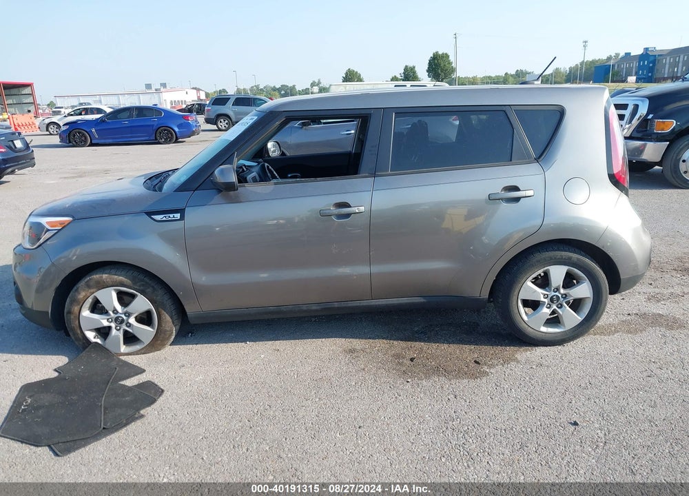 2018 KIA SOUL VIN: KNDJN2A22J7621735