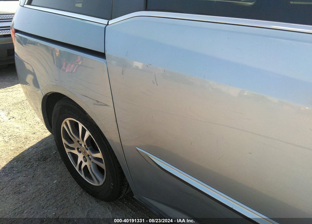 2011 HONDA ODYSSEY EX-L VIN: 5FNRL5H64BB101857