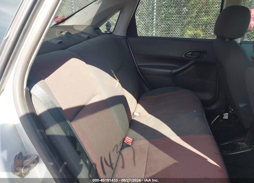 2006 FORD FOCUS VIN: 1FAHP38Z66W213081