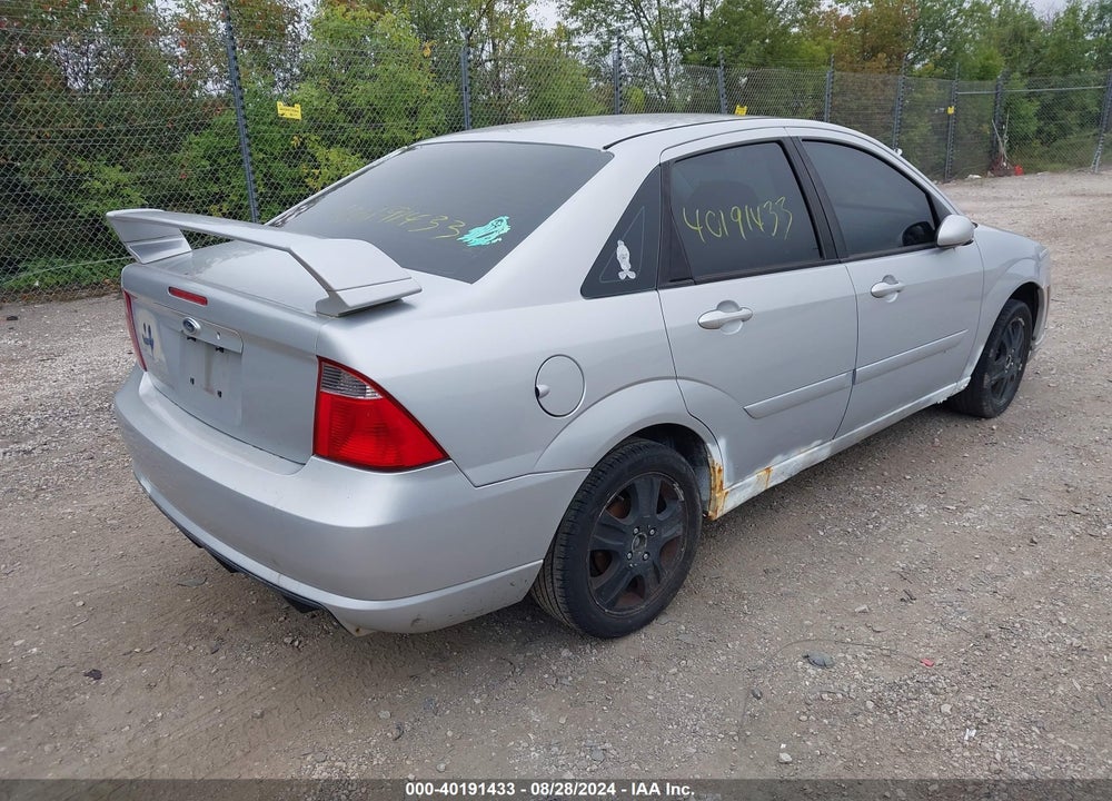 2006 FORD FOCUS VIN: 1FAHP38Z66W213081