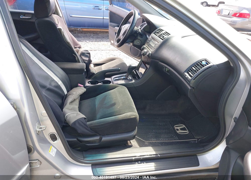 2007 HONDA ACCORD 2.4 LX VIN: 1HGCM56477A152288