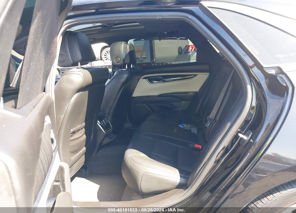 2013 CADILLAC XTS PLATINUM VIN: 2G61U5S34D9147000