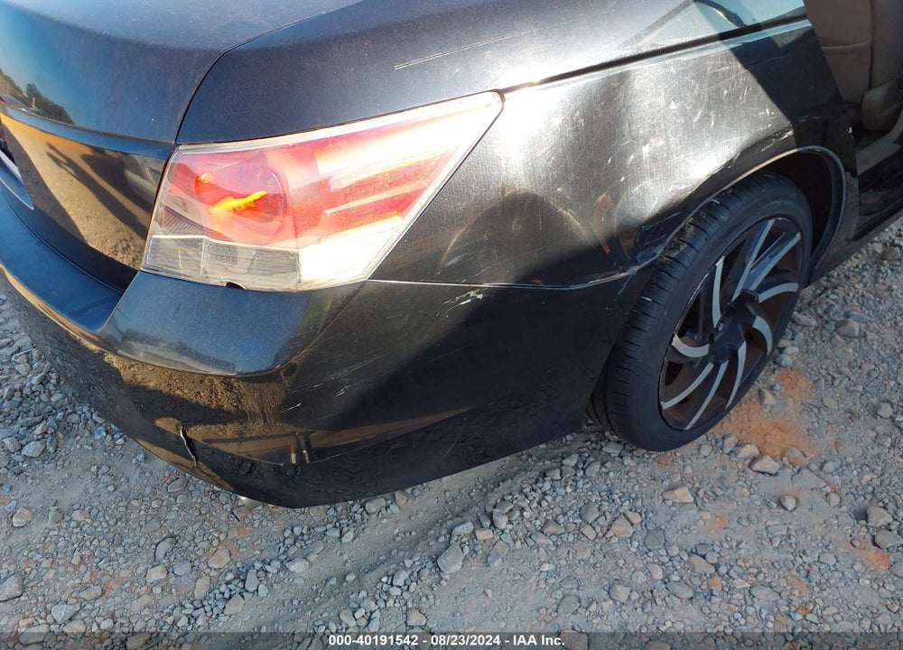 2010 HONDA ACCORD 2.4 LX-P VIN: 1HGCP2F43AA041590