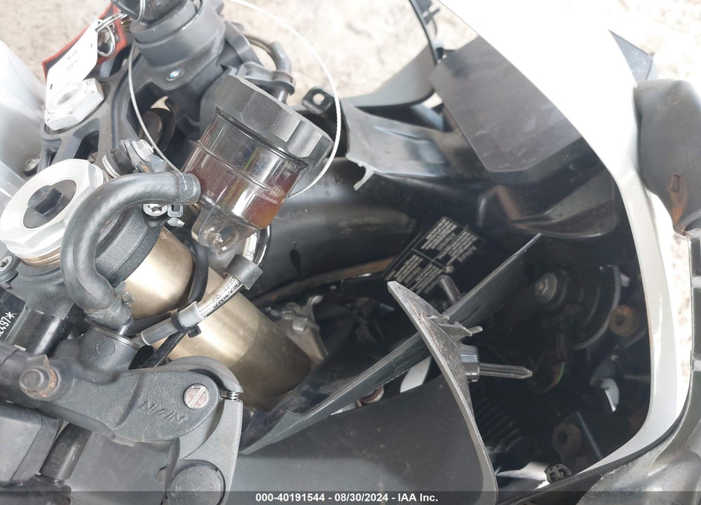 2021 BMW S 1000 RR VIN: WB10E2304M6E82497