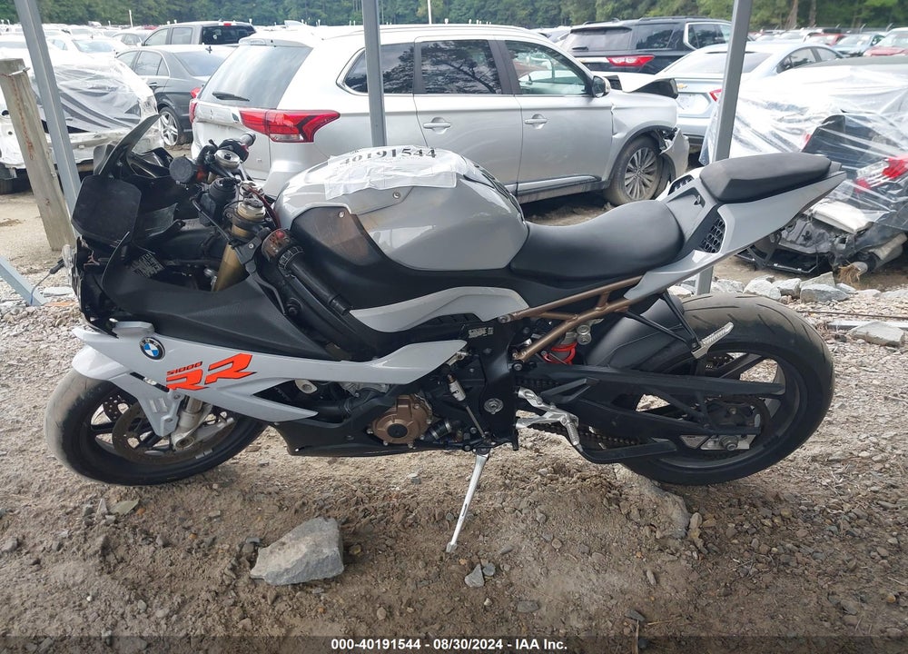 2021 BMW S 1000 RR VIN: WB10E2304M6E82497