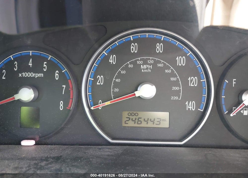 2008 HYUNDAI SANTA FE GLS VIN: 5NMSG13D38H181597