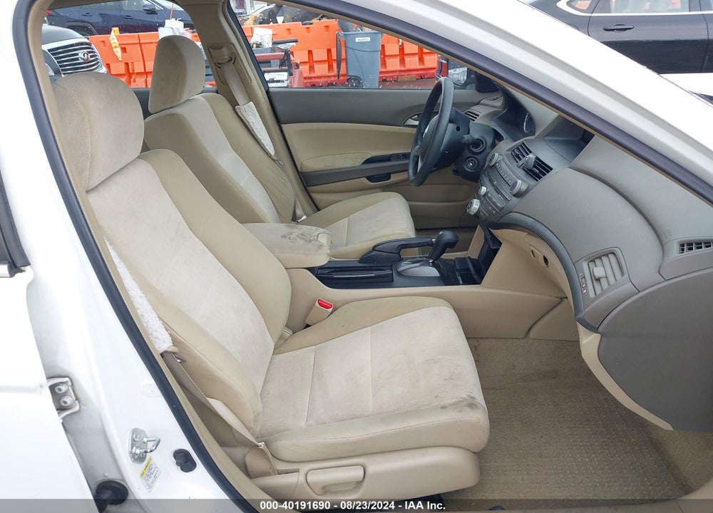 2009 HONDA ACCORD 2.4 LX-P VIN: 1HGCP26449A189632