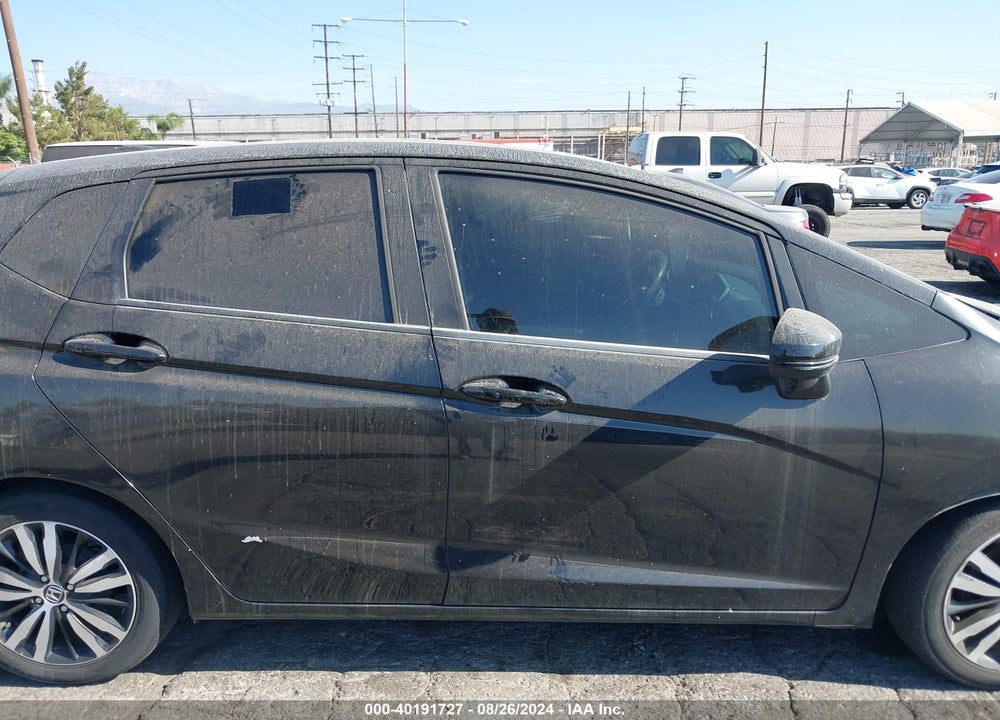 2018 HONDA FIT EX VIN: 3HGGK5H89JM729016