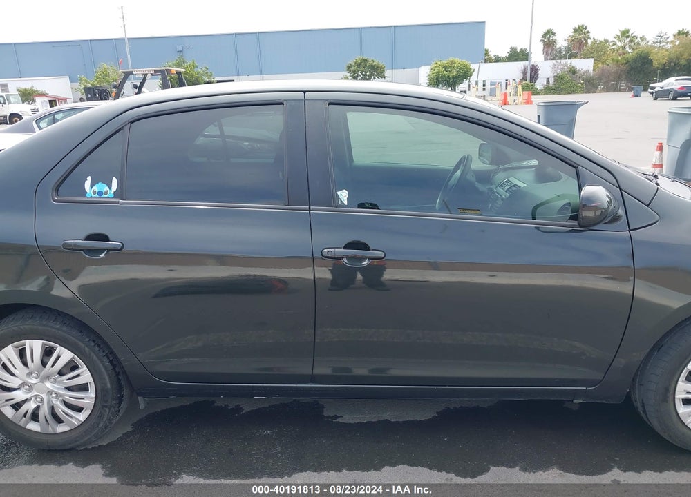 2010 TOYOTA YARIS VIN: JTDBT4K33A1397018