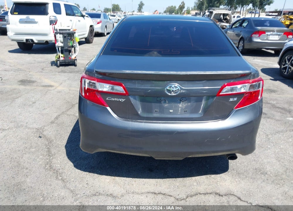 2014 TOYOTA CAMRY SE VIN: 4T1BF1FK5EU464421