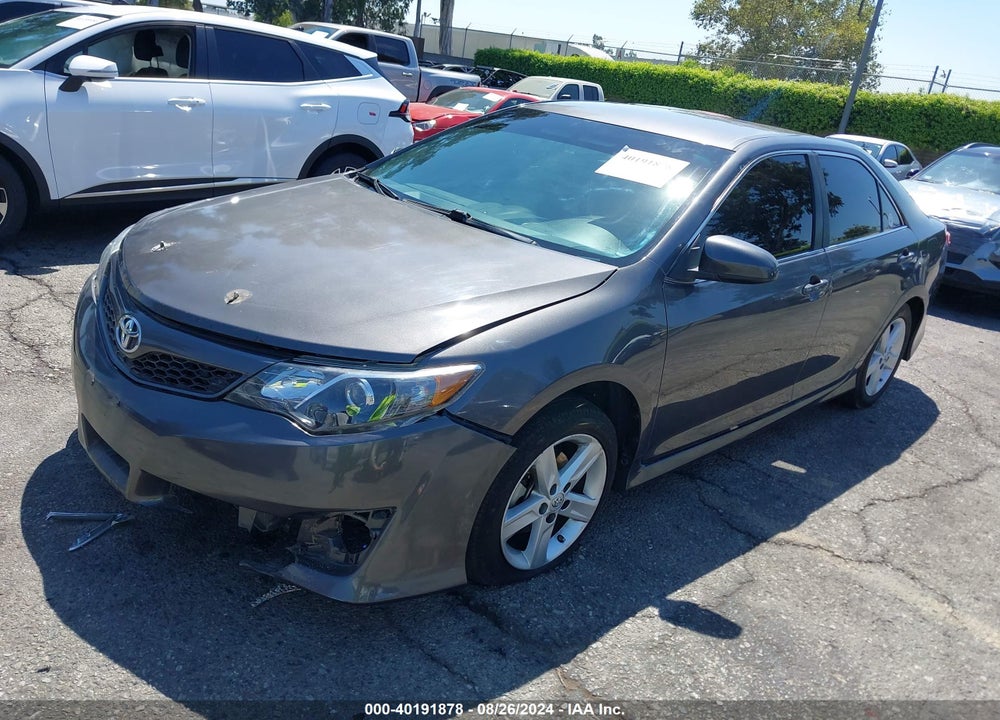 2014 TOYOTA CAMRY SE VIN: 4T1BF1FK5EU464421