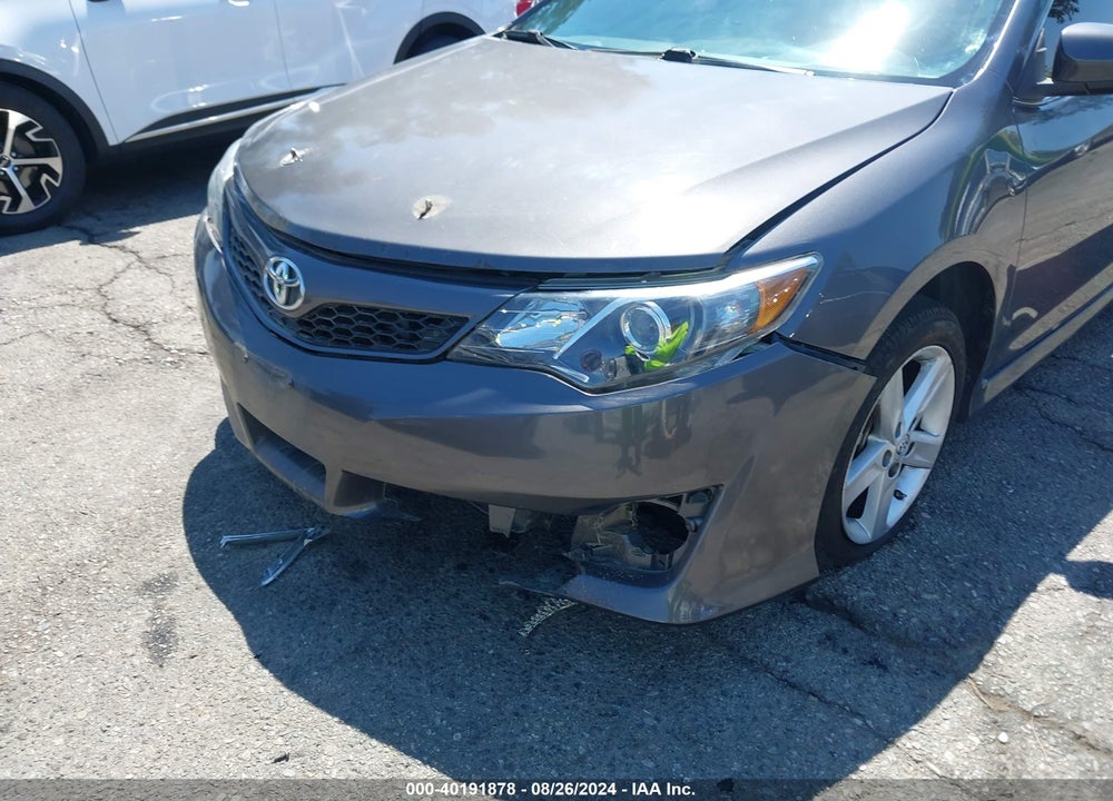 2014 TOYOTA CAMRY SE VIN: 4T1BF1FK5EU464421