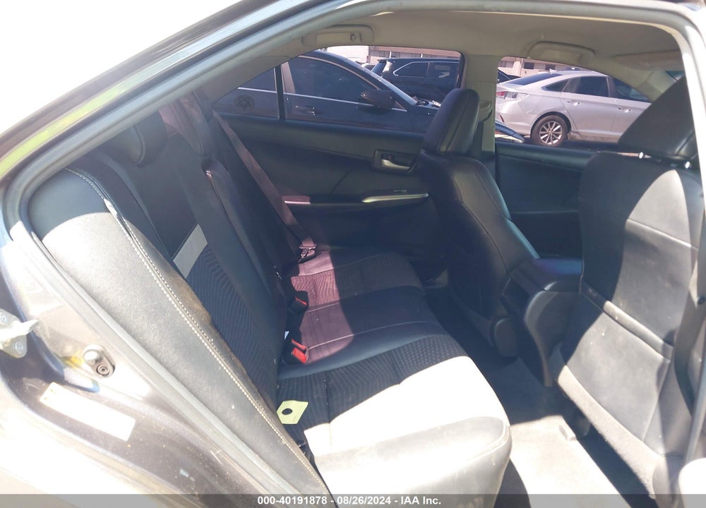 2014 TOYOTA CAMRY SE VIN: 4T1BF1FK5EU464421