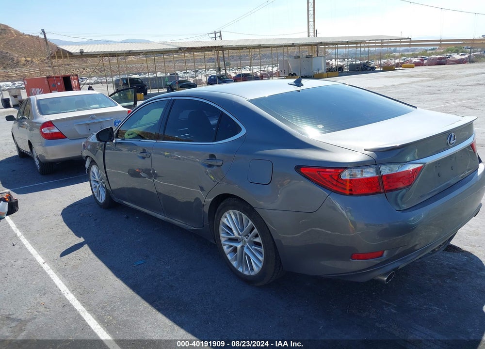 2013 LEXUS ES 350 VIN: JTHBK1GG3D2051108