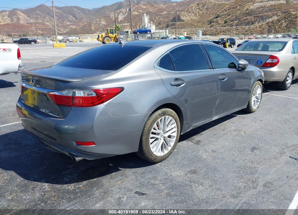 2013 LEXUS ES 350 VIN: JTHBK1GG3D2051108