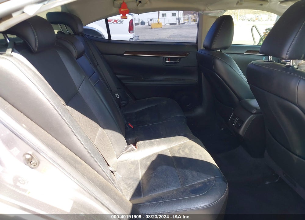 2013 LEXUS ES 350 VIN: JTHBK1GG3D2051108